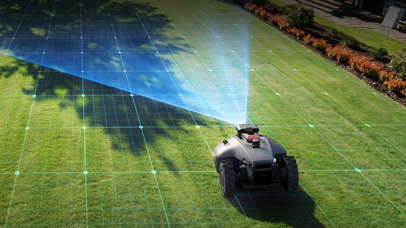 Robotmaaier met navigatiesysteem